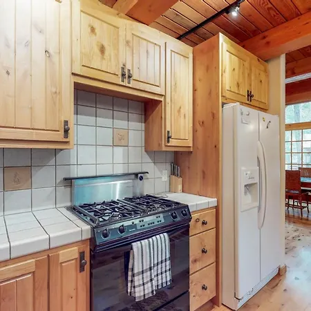 Timeless In Tahoma Villa Exterior photo